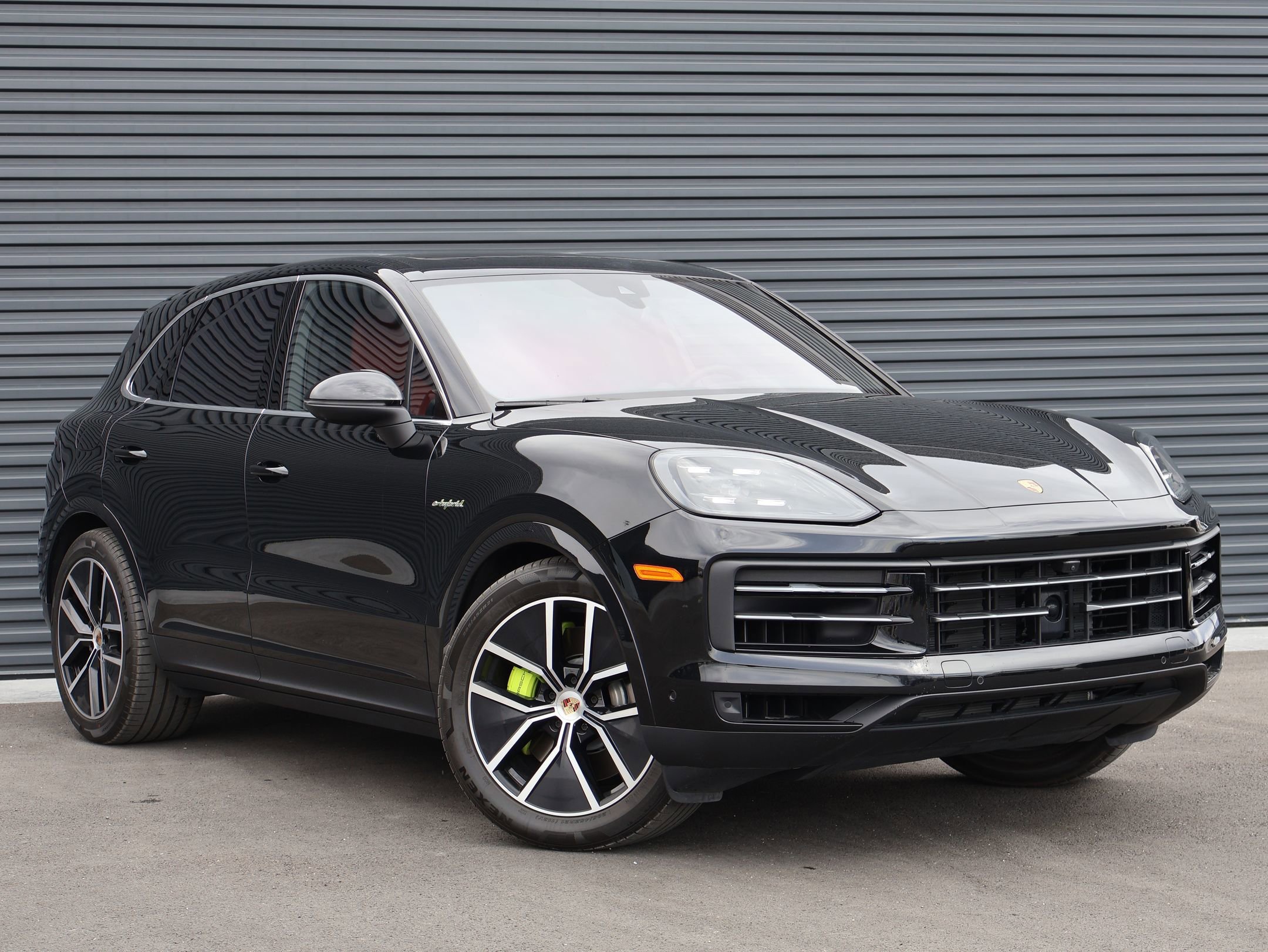 Certified Used 2025 Chromite Black Metallic Porsche E-Hybrid image 7
