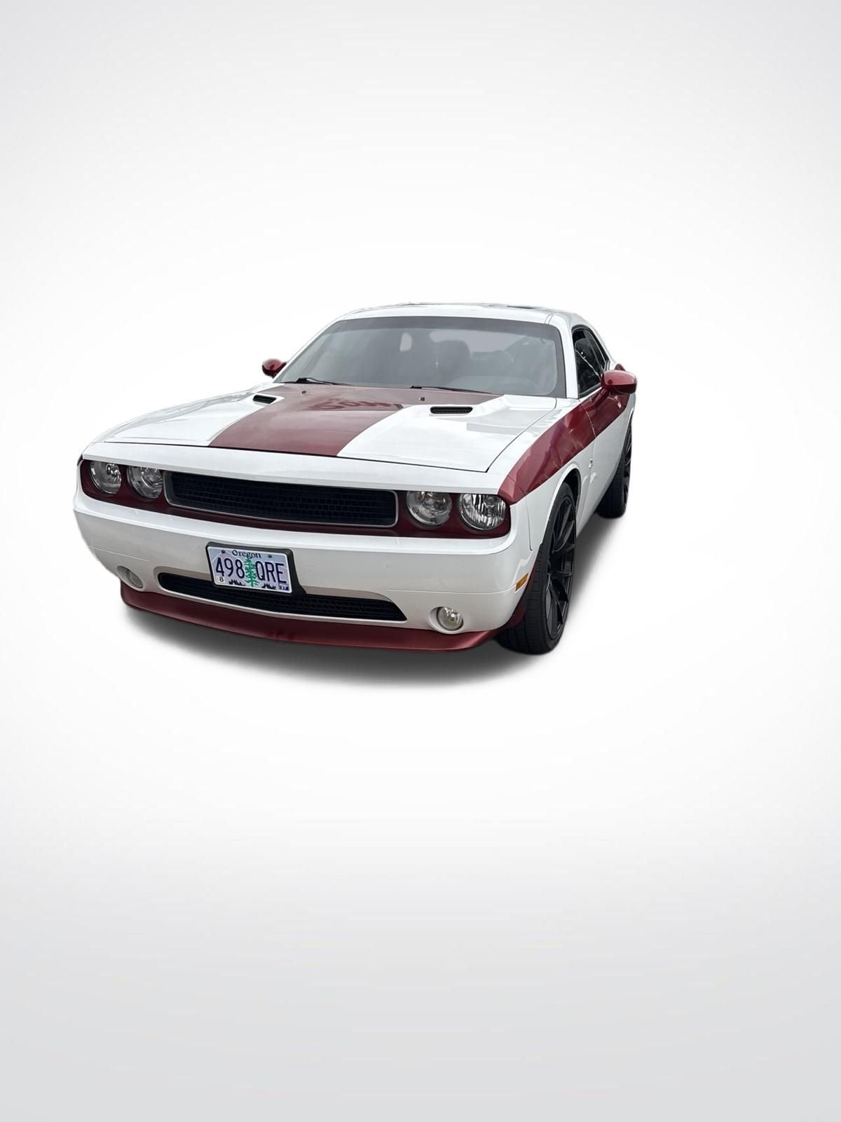 Used 2013 Bright White Clearcoat Dodge SXT image 2