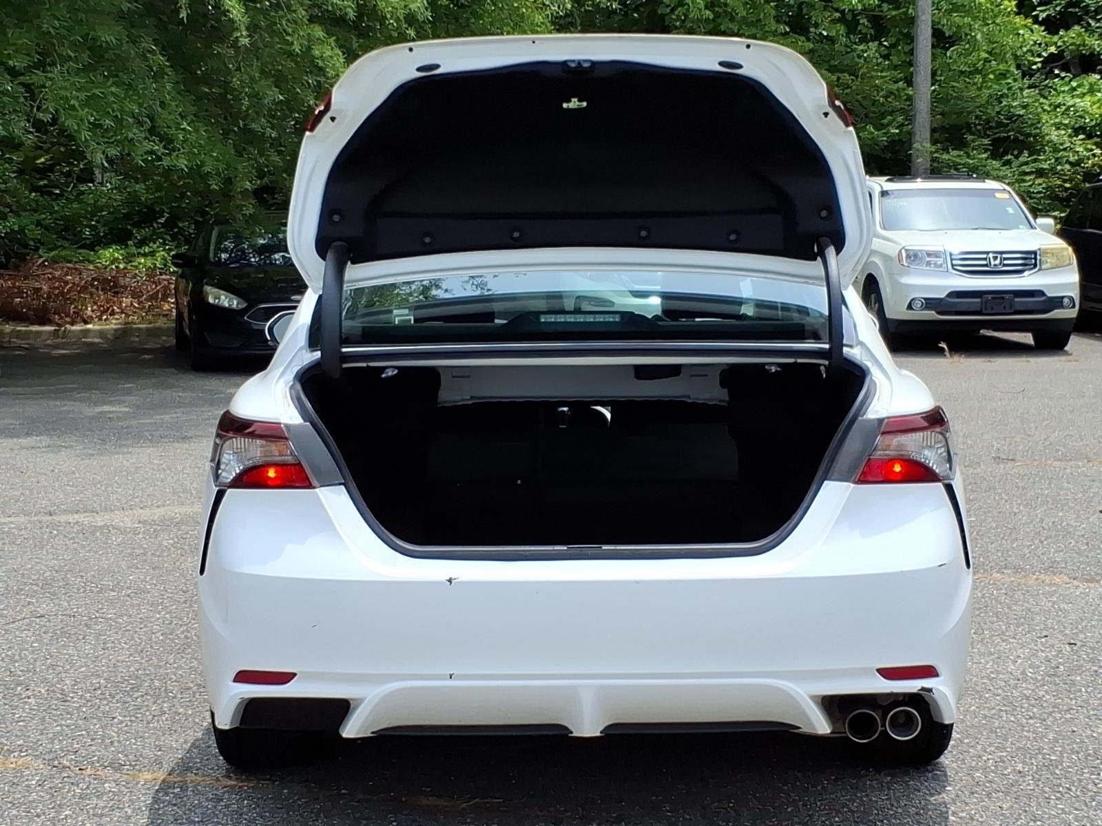 Used 2023  TOYOTA  image 29