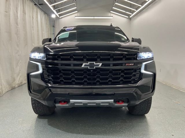 Used 2023 Black Chevrolet Z71 image 3