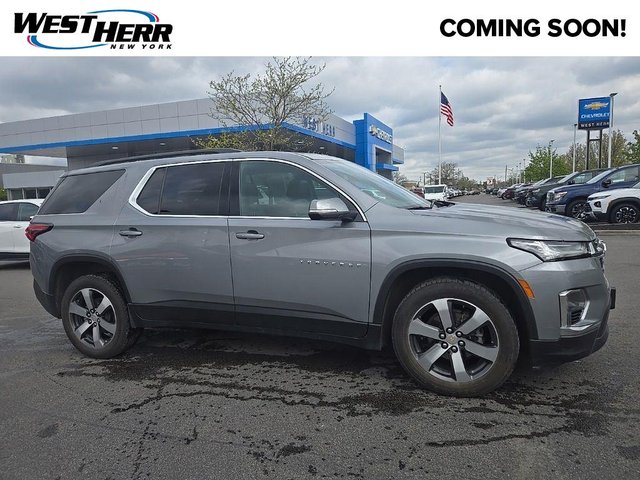 2023 Chevrolet Traverse LT Leather