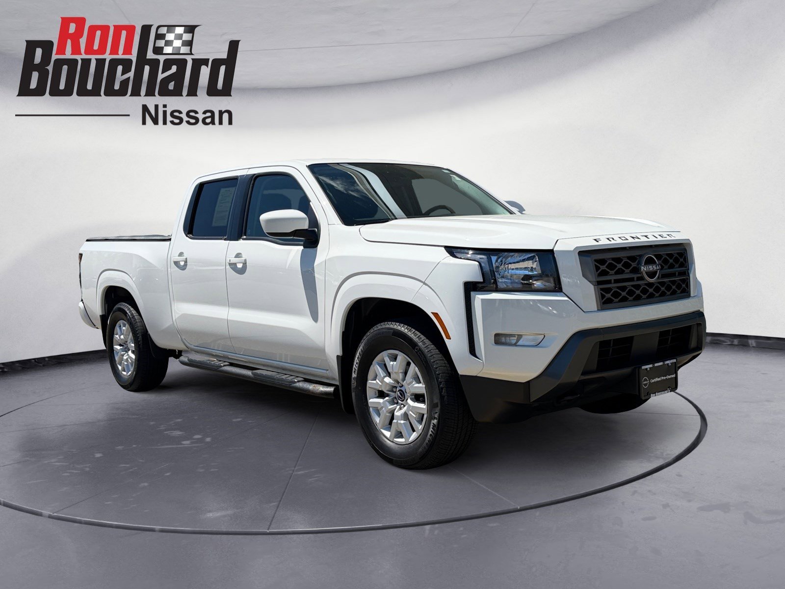 2023 Nissan Frontier SV Crew Cab 4X4 LWB's photo