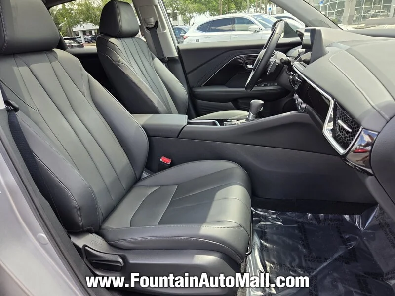 Used 2025 Solar Silver Metallic Acura FWD image 15