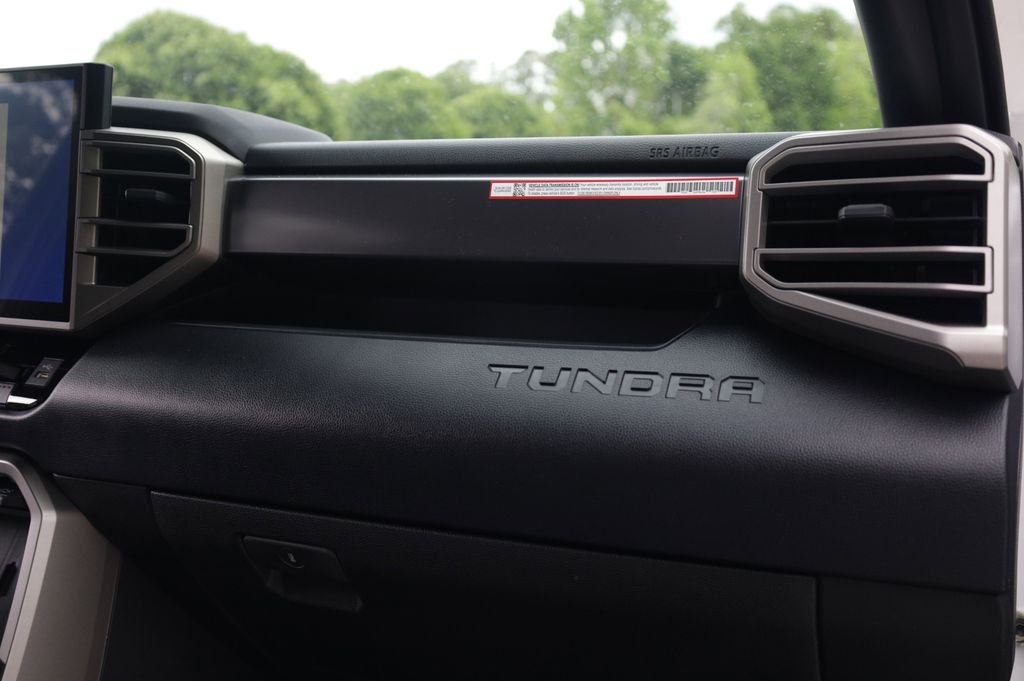 2026 Toyota Tundra SR5 - Photo 12