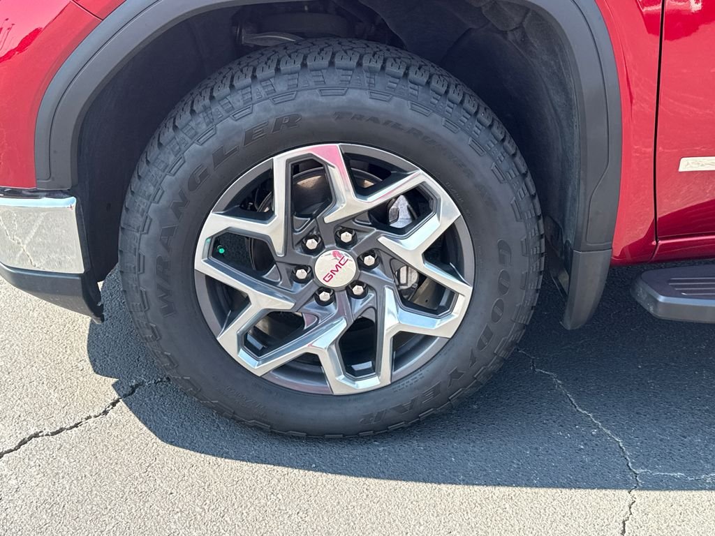 2023 GMC Sierra 1500 SLT - Photo 11