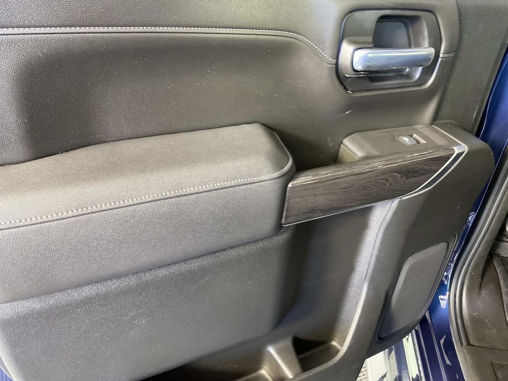 Used 2021 Blue Chevrolet LTZ image 28