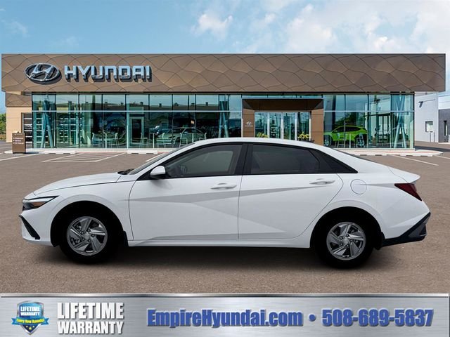 New 2026 White Hyundai SE image 22