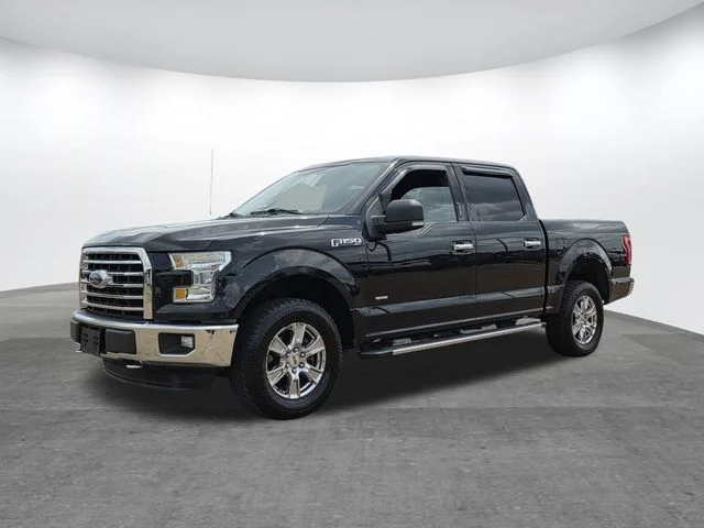 Used 2015 Tuxedo Black Metallic Ford XLT image 8