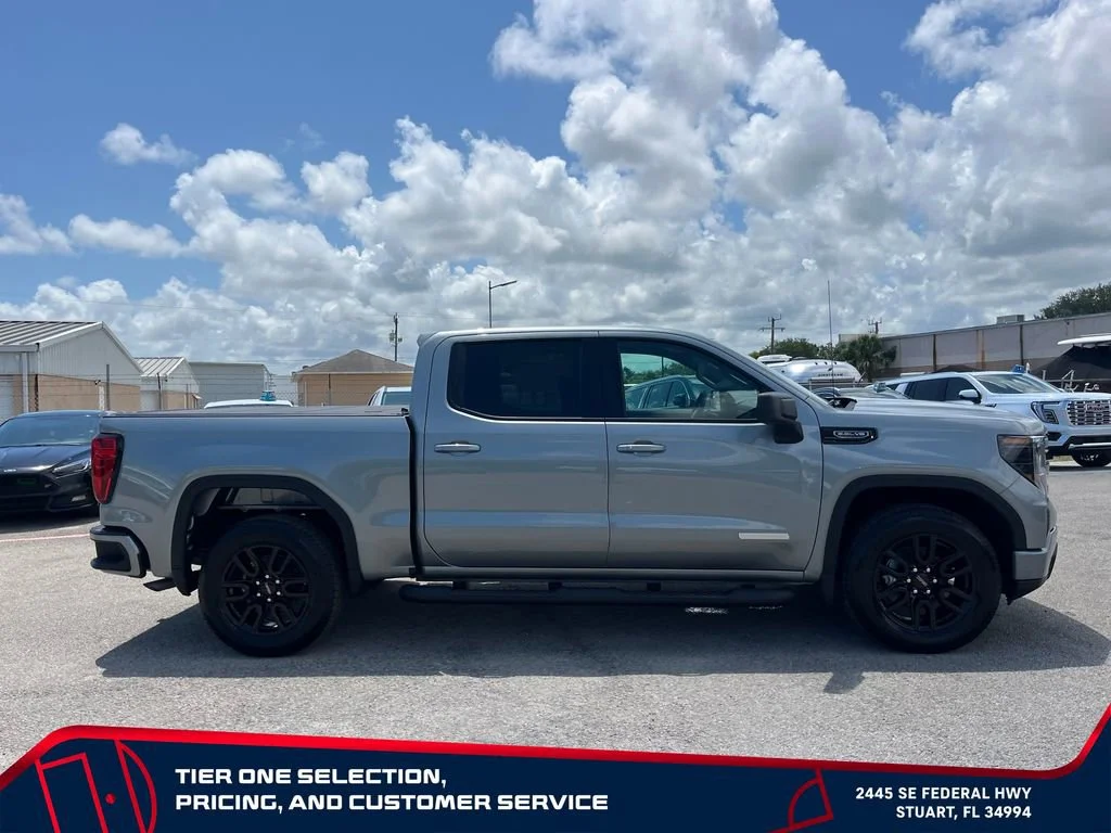 New 2026 Sterling Metallic GMC Elevation image 8