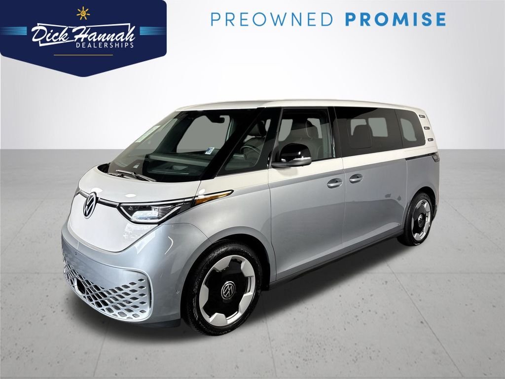 2025 Volkswagen ID. Buzz Pro S Plus 4Motion Two-Tone's photo