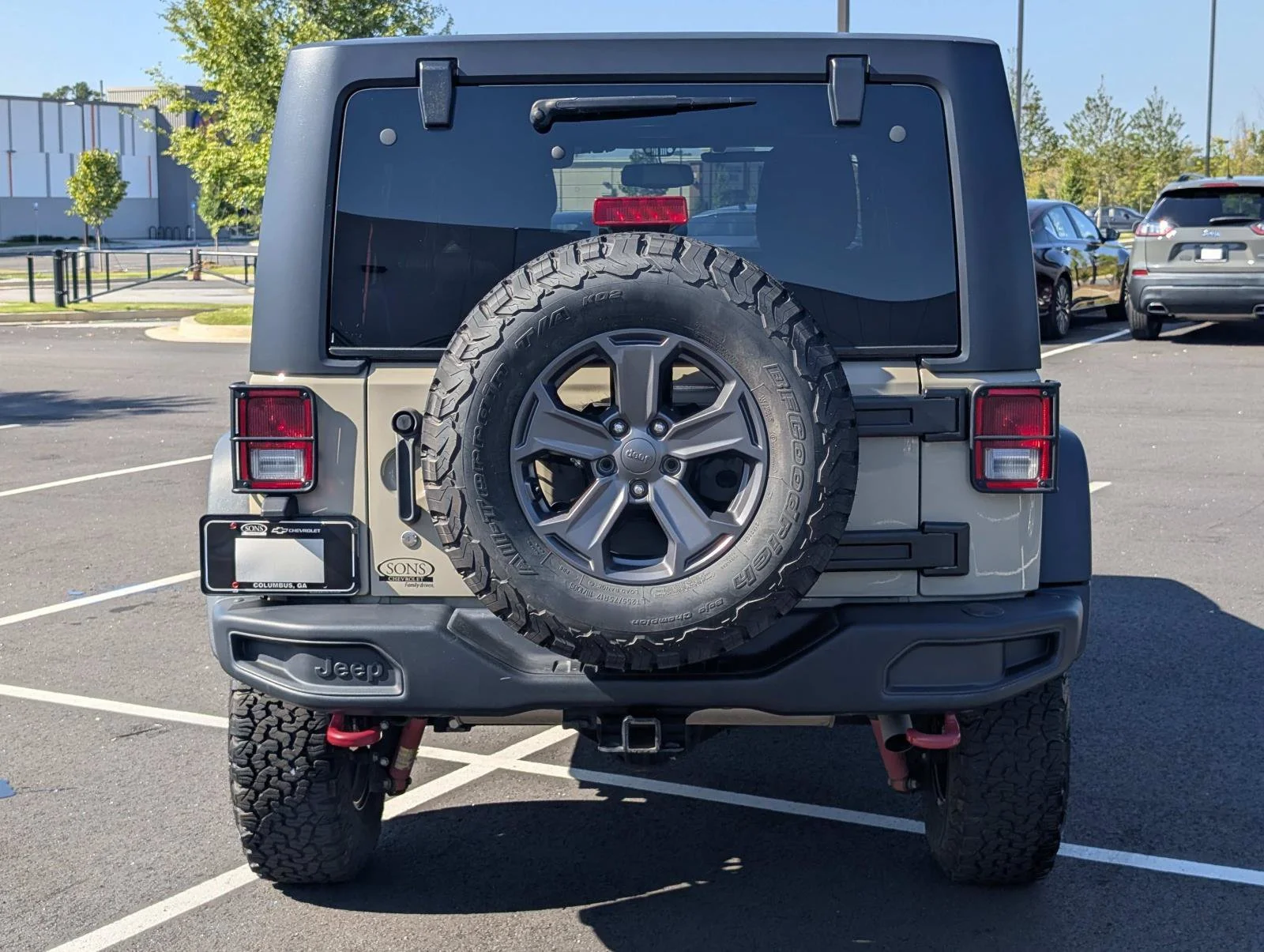 Used 2017 Beige Jeep Rubicon Recon 4x4 image 7