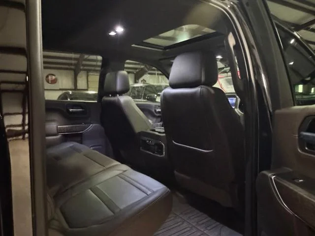 Used 2019 Black GMC Denali image 12