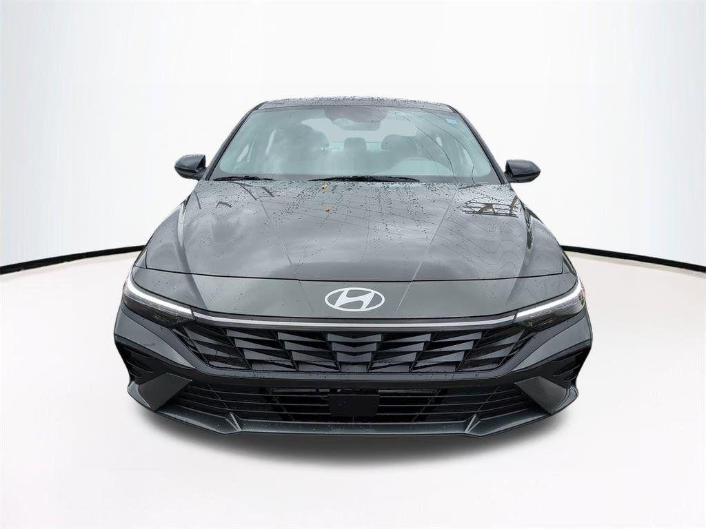 New 2026 Gray Hyundai SEL Sport Premium image 3