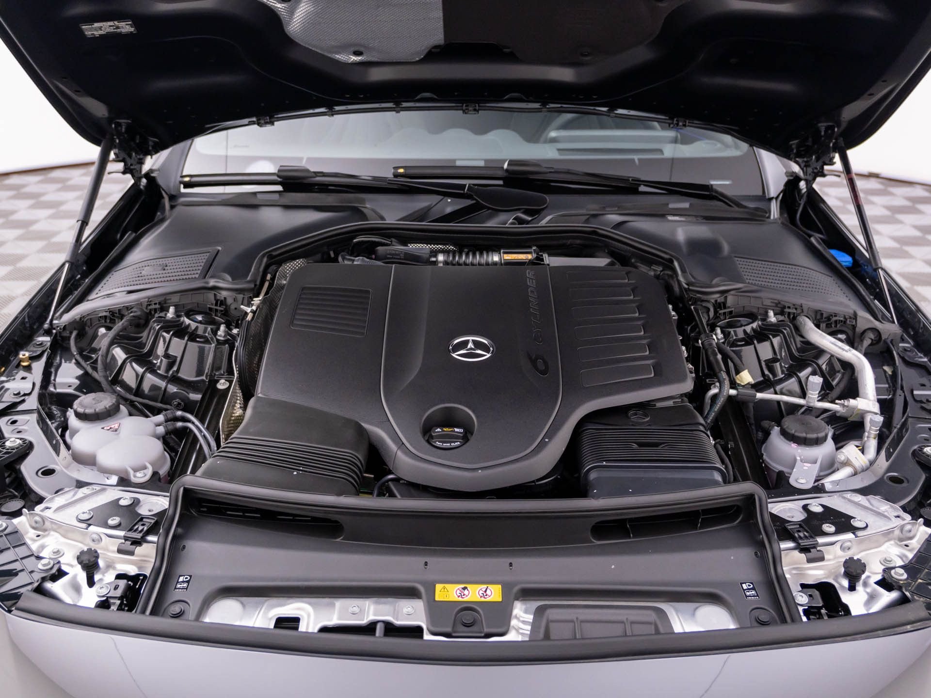 New 2026 Graphite Grey Metallic Mercedes-Benz CLE 450 image 31