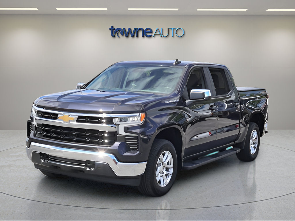 Used 2024 Gray Chevrolet LT image 3
