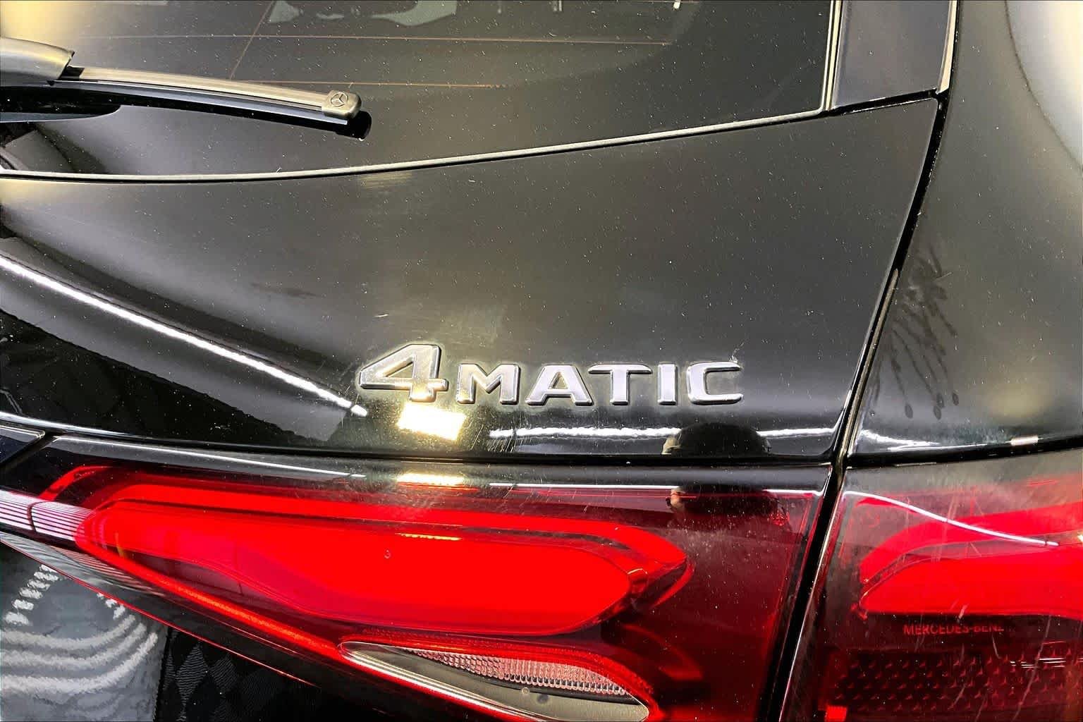 Used 2023 Black Mercedes-Benz GLC 300 image 10