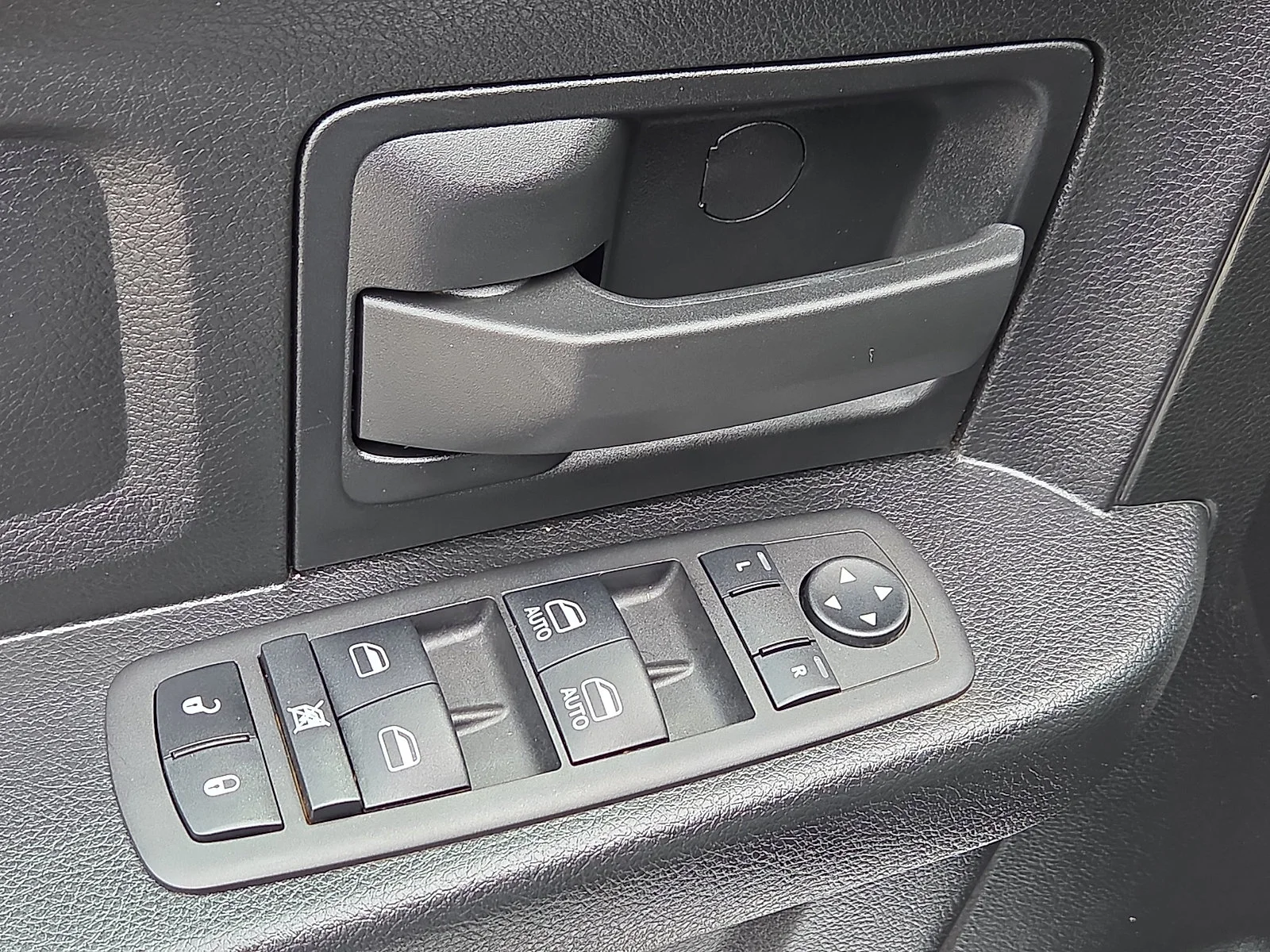 2023 RAM Ram 1500 Classic Tradesman - Photo 13