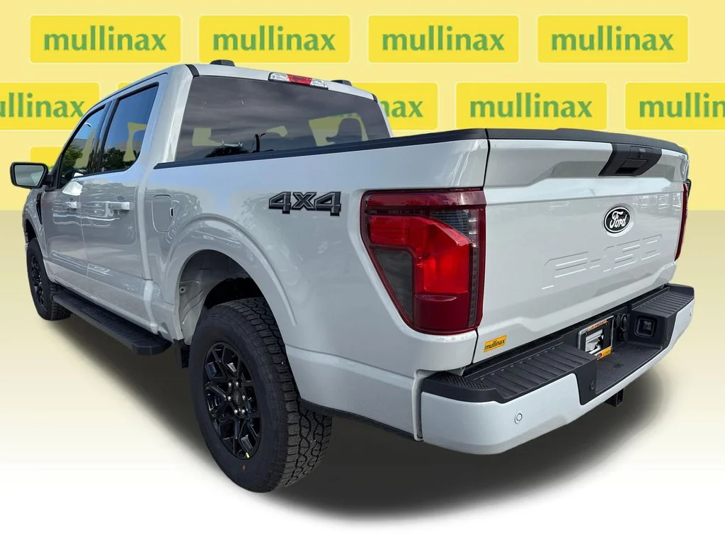 New 2026 White Ford XLT image 4