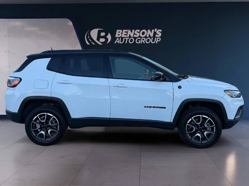 Used 2025 White Jeep Trailhawk image 6
