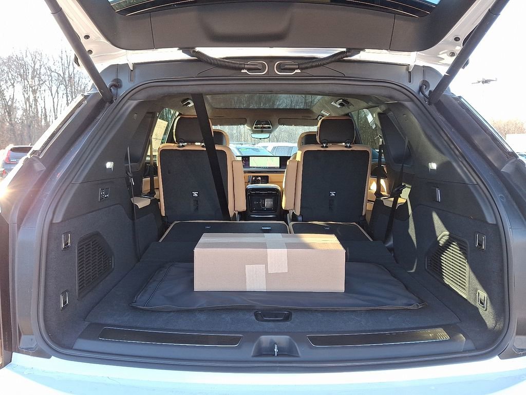 2025 Cadillac Escalade IQ Luxury 2 - Photo 22