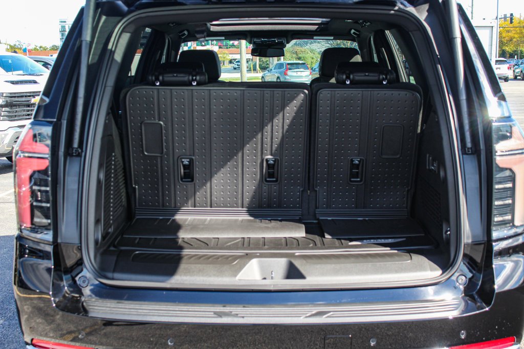 2027 Chevrolet Tahoe LT - Photo 9