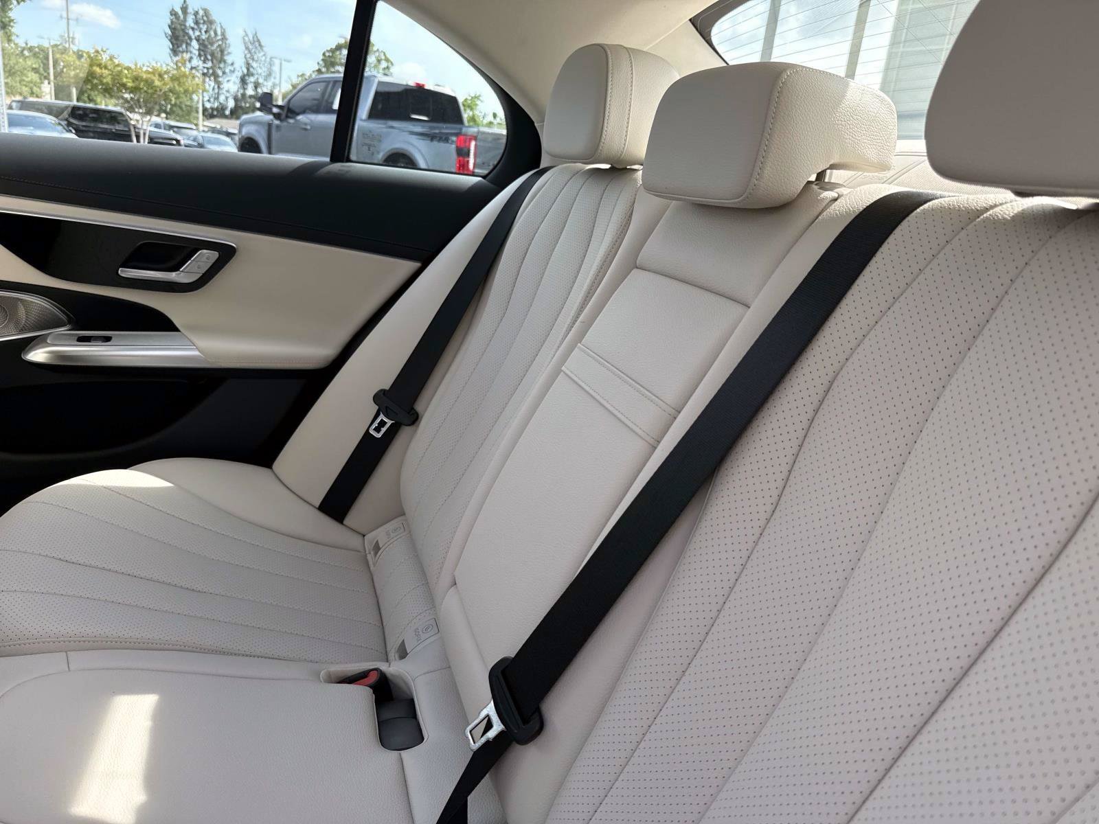 New 2026 Polar White Mercedes-Benz E 350 RWD Sedan image 12