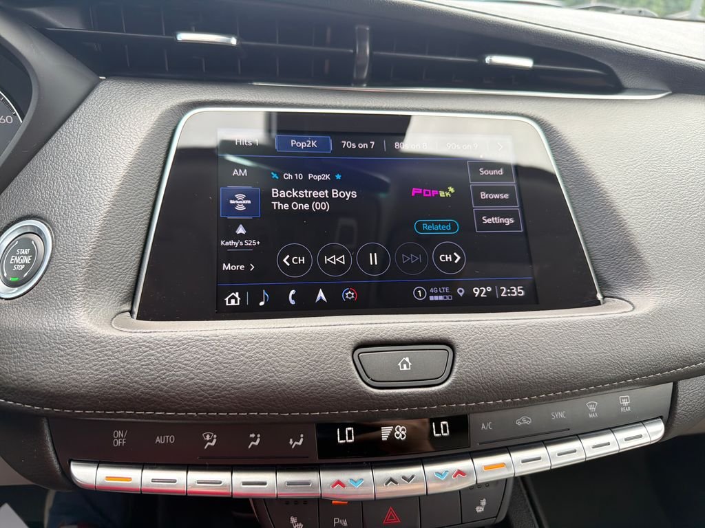 Used 2023 Silver Cadillac Luxury image 22