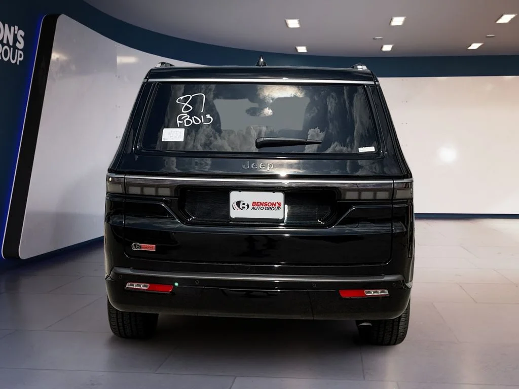 New 2026 Black Jeep  image 4