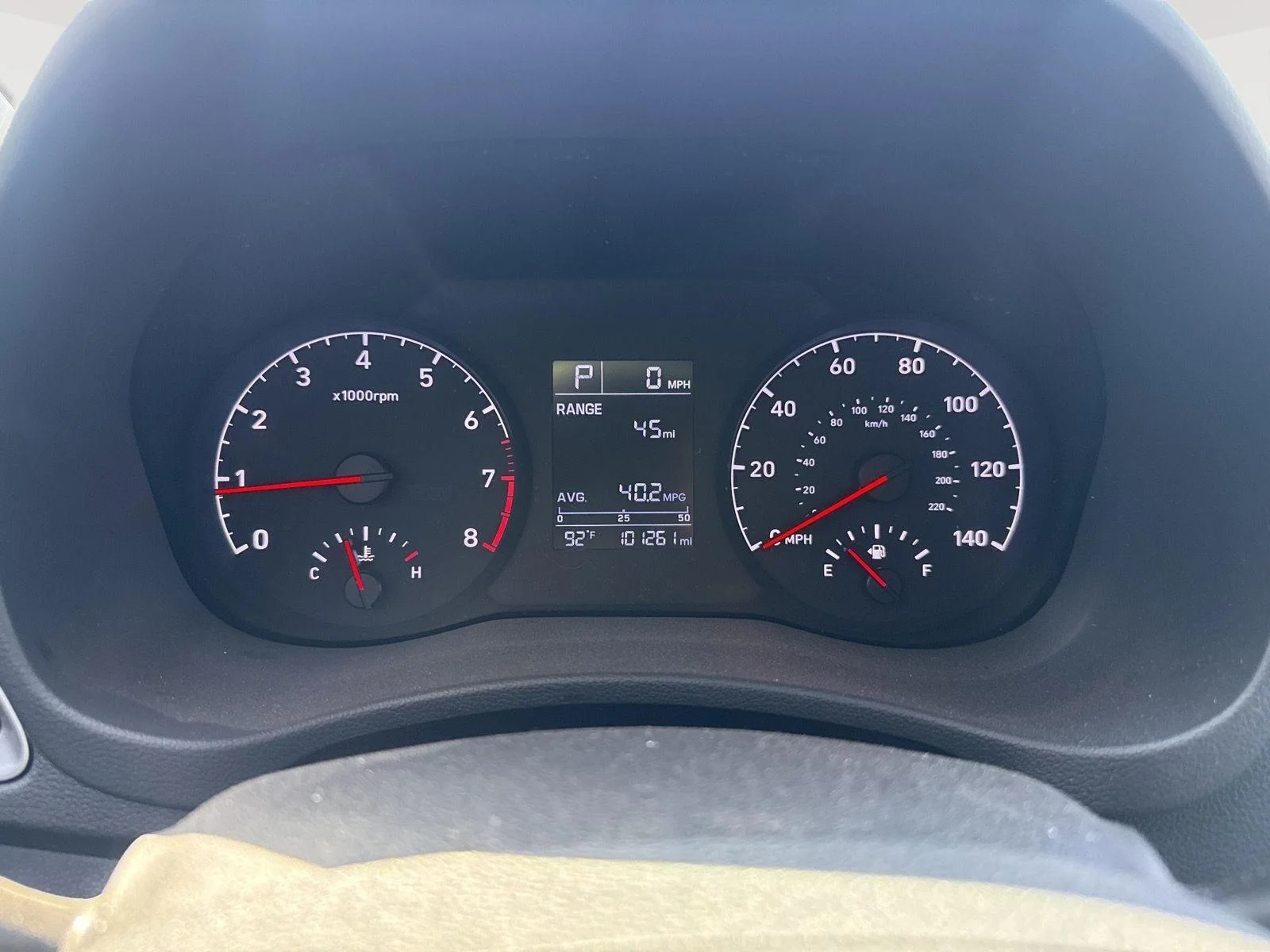 Used 2021 Olympus Silver Hyundai SE image 2