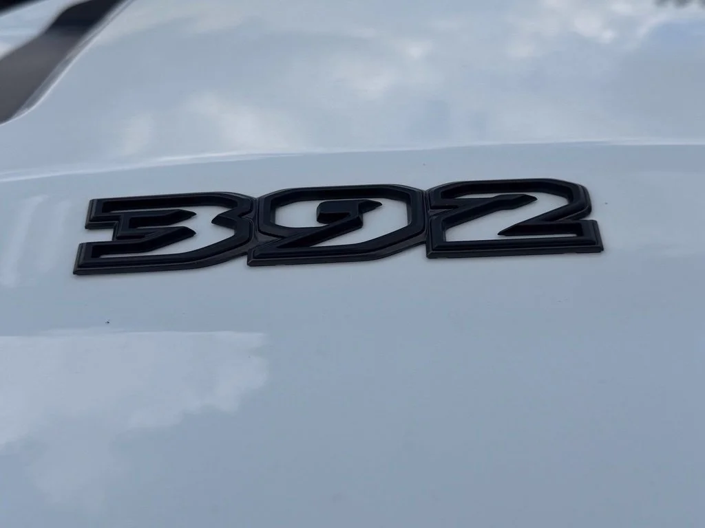 New 2027 Bright White Clear-Coat Paint Jeep Moab 392 image 33