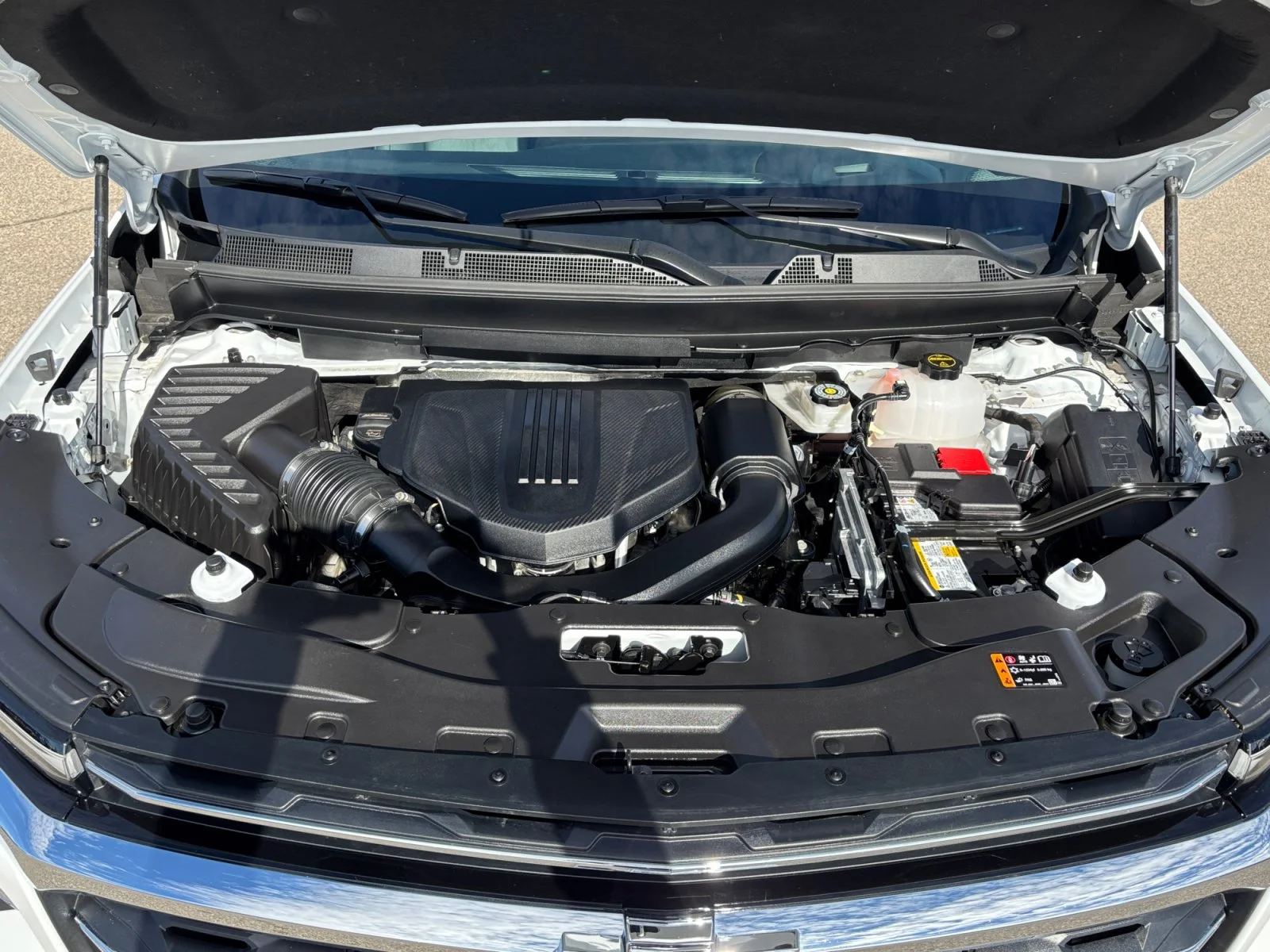 Used 2026 Summit White Chevrolet LT image 20