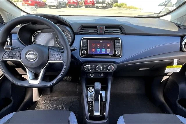 2025 Nissan Versa Sedan SV - Photo 6