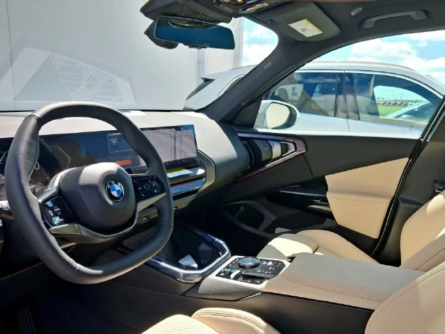 New 2026 Alpine White BMW 30 xDrive image 12