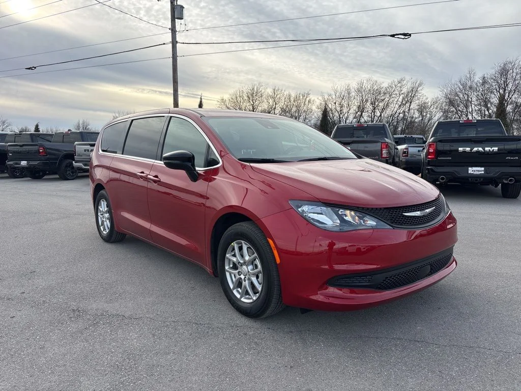 2026 Chrysler Voyager LX's photo