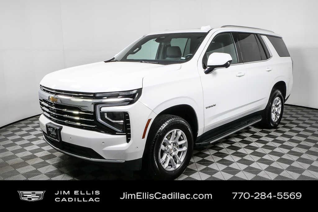 Used 2025 Summit White Chevrolet LT image 25