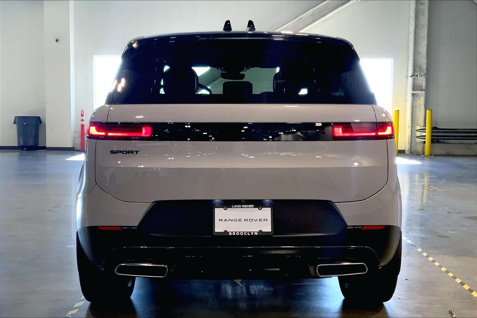 Certified Used 2025 Borasco Gray Metallic Land Rover SE image 4