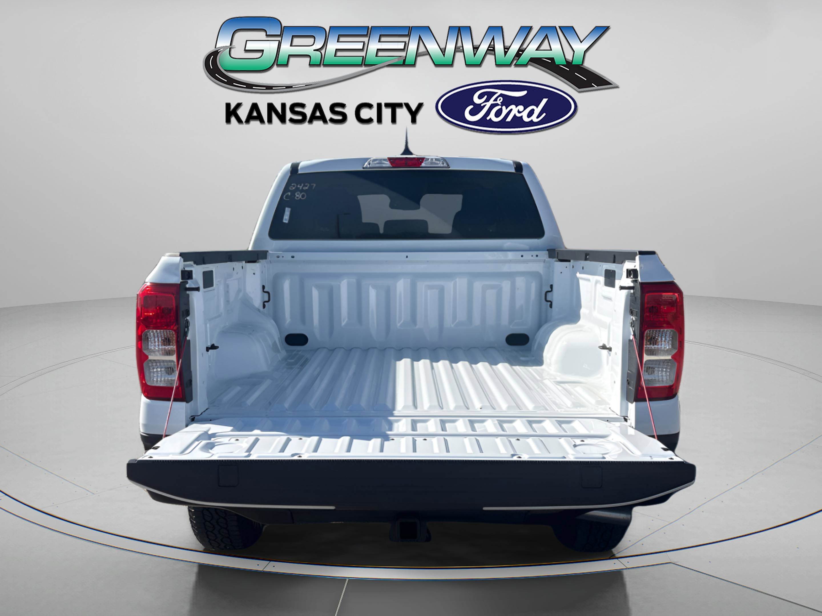 New 2026 Oxford White Ford XL image 7