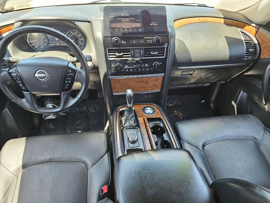 Used 2023 White Nissan SL image 22