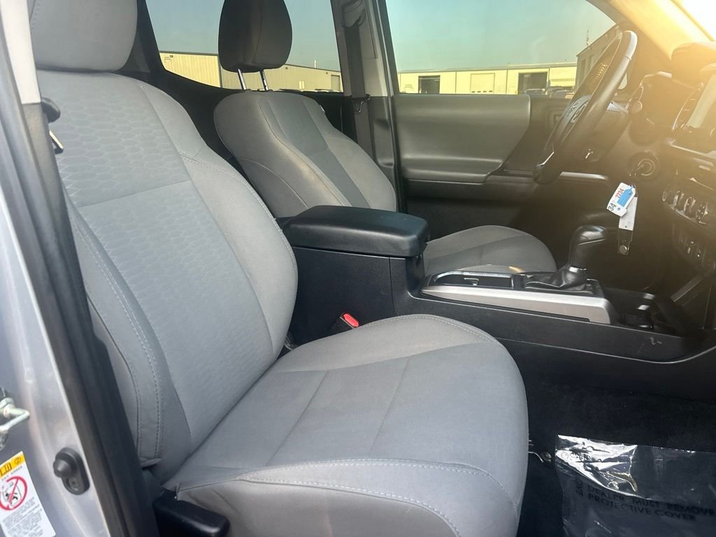 Used 2018 Silver Sky Metallic Toyota SR5 image 35