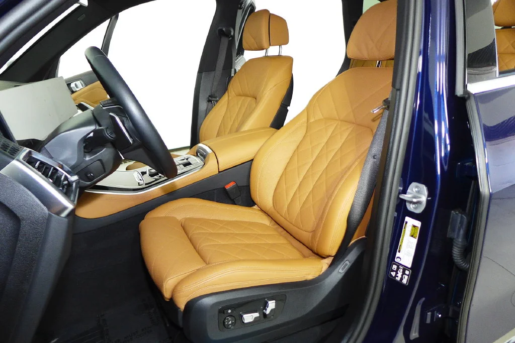 Used 2026 Blue BMW xDrive40i image 22