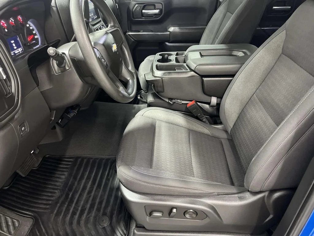 Used 2023 Glacier Blue Metallic Chevrolet Custom image 12