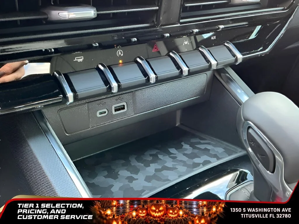 New 2026 Summit White GMC Elevation image 34