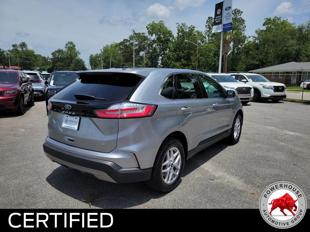 Used 2024 Silver Ford SEL image 5