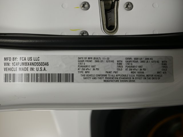 Used 2022 Bright White Clearcoat Jeep Trailhawk w/ Technology Pkg & Comfort Pkg image 33