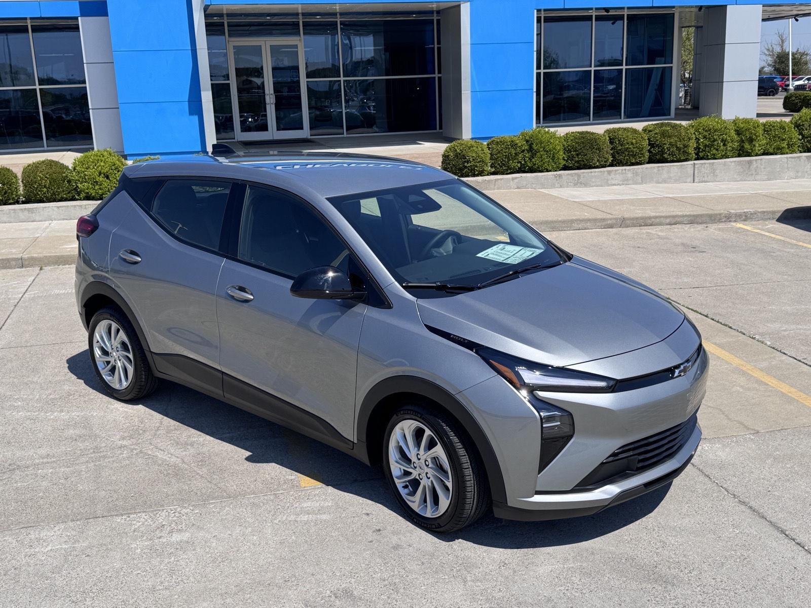 2027 Chevrolet Bolt LT - Photo 54