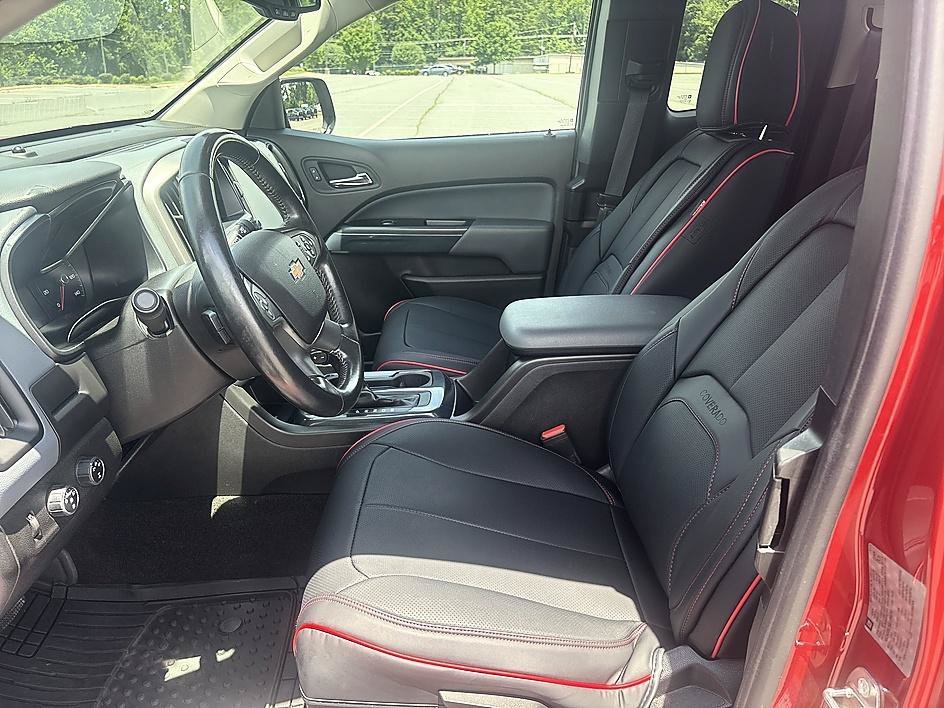 Used 2016 Red Rock Metallic Chevrolet 4WD Z71 image 9