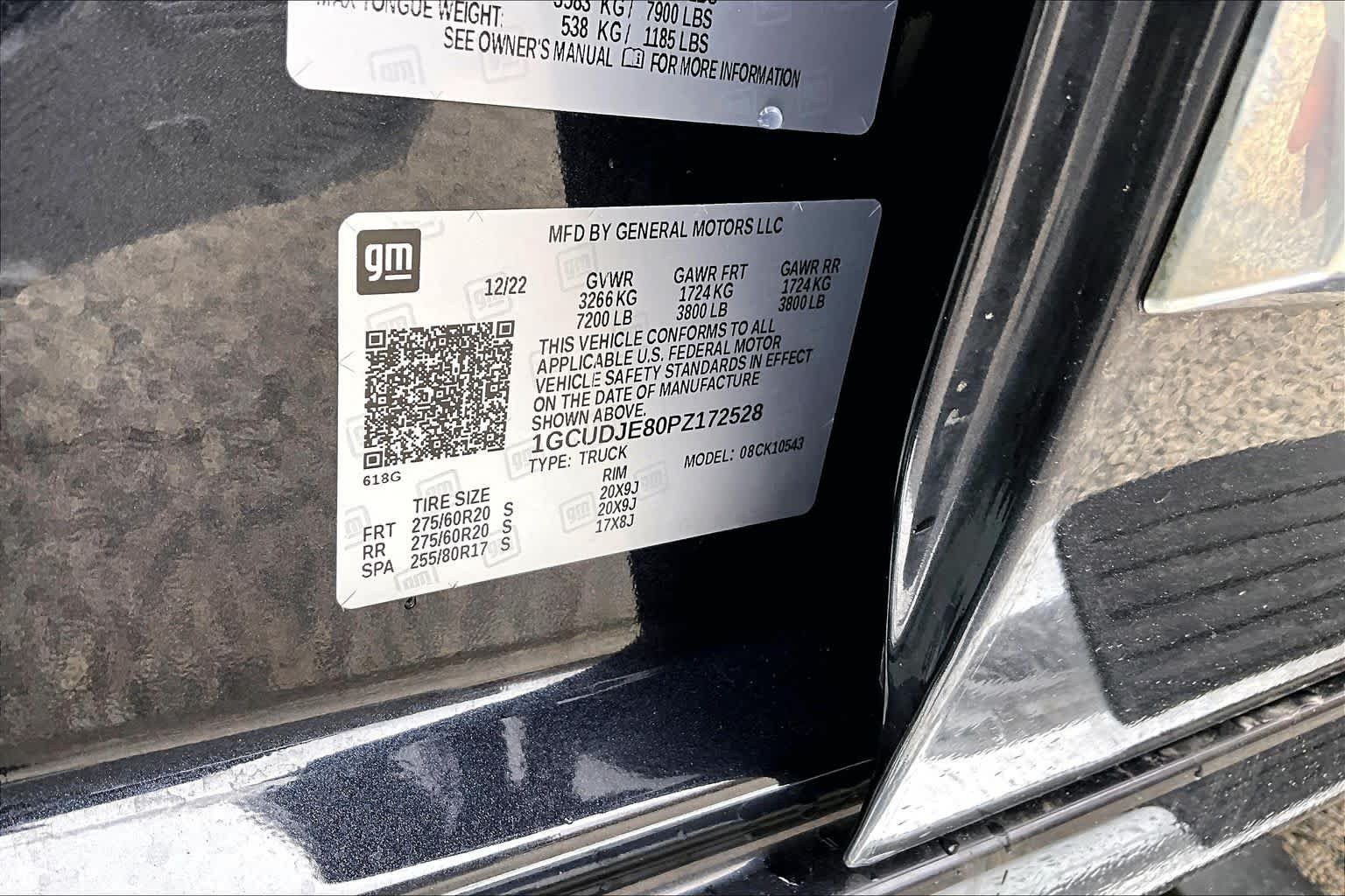 Used 2023 Dark Ash Metallic Chevrolet High Country image 34