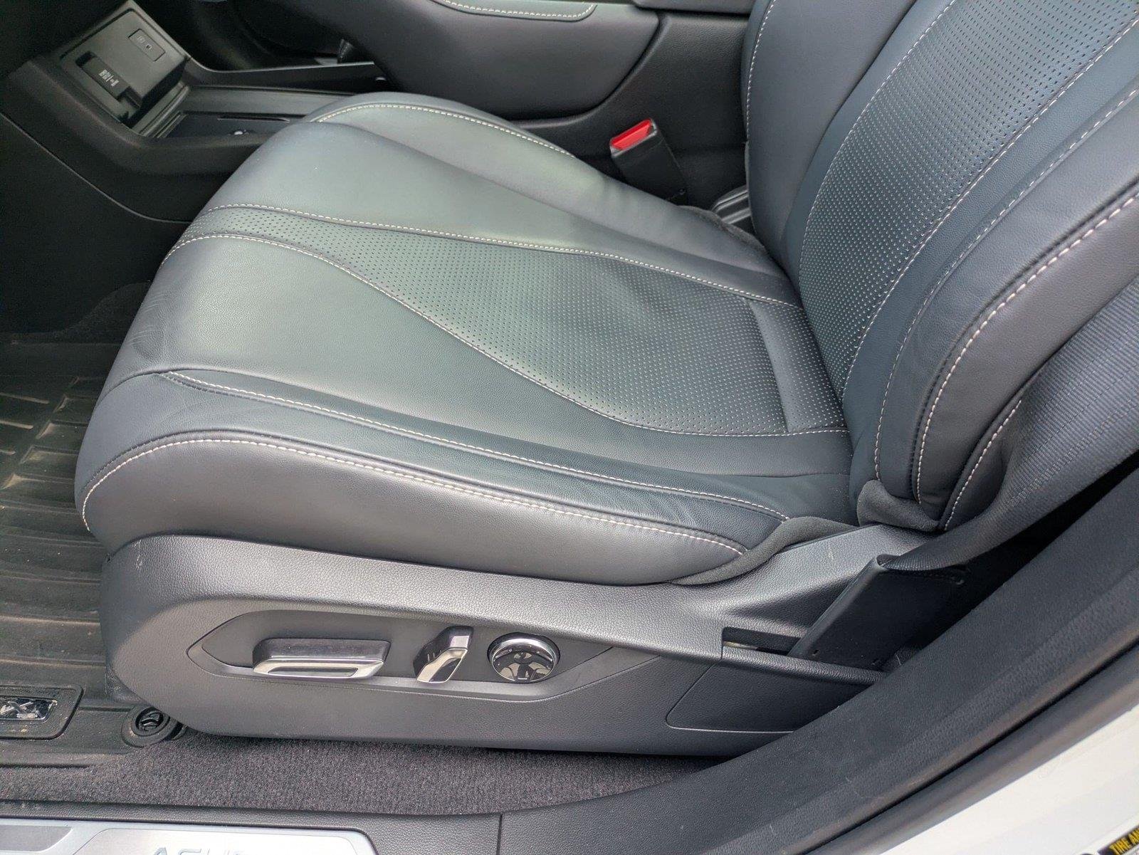 Used 2023 Platinum White Pearl Acura w/Technology Package image 15