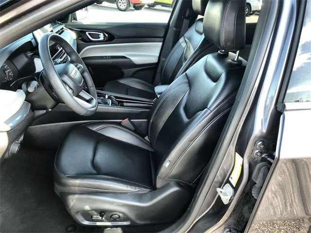 2024 Jeep Compass Limited photo 2