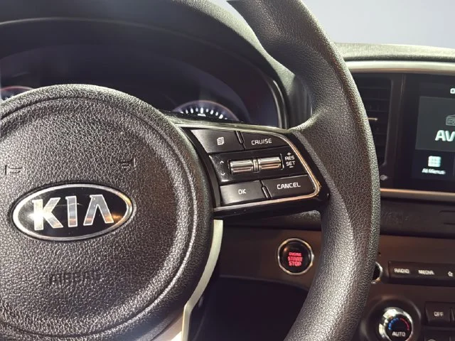 Used 2022 Red Kia LX image 14
